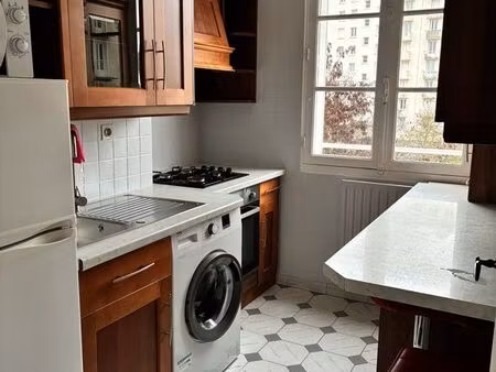 à louer – appartement f4 rénové de 88 m² – quartier charlet  bourges