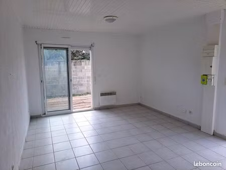a louer studio 27m² pour etudiant uniquement