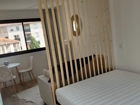 location appartement meublé 1 pièce 22 m²