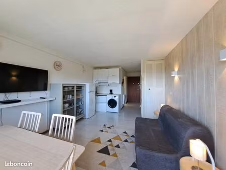 studio 1 pièce 24 m²