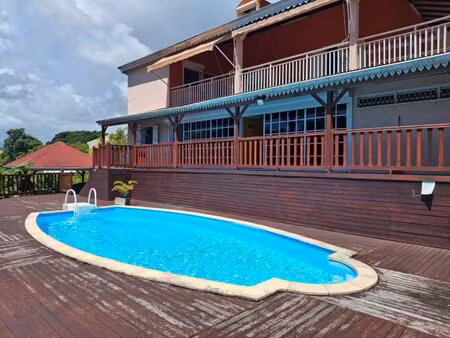 superbe gîte triplex meublé à sainte-anne (guadeloupe)