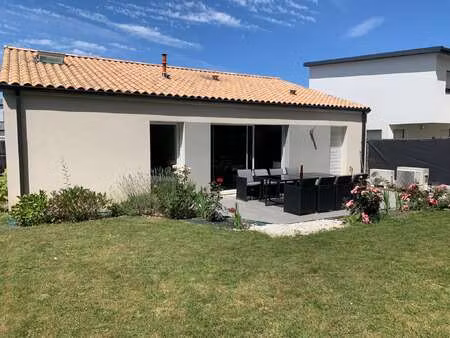 vente maison à la mothe-achard (85150) : à vendre / 90m² la mothe-achard