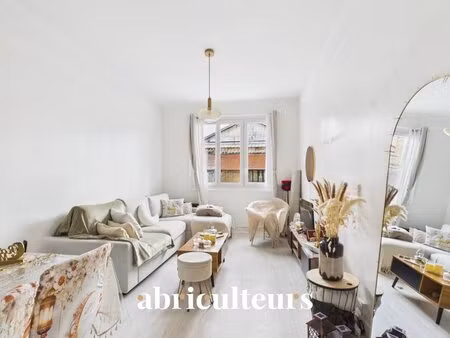 appartement 2 pièces de 45 m² à deux pas du métro ligne 13 – quartier voltaire