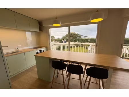 location appartement  85.35 m² t-4 à bidart  1 814 €