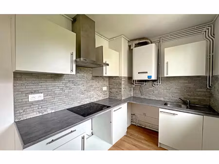 location appartement  m² t-2 à bures-sur-yvette  850 €