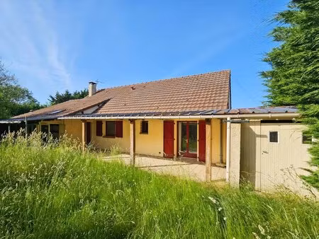 maison de 4 pièces de 106 m² à épuisay