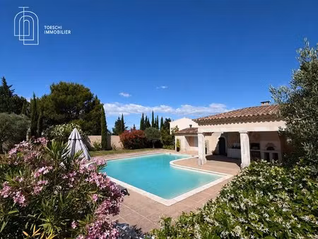 une propriété d'exception au coeur des alpilles