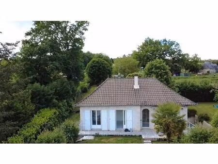 maison terrasson lavilledieu 4 chambres avec piscine