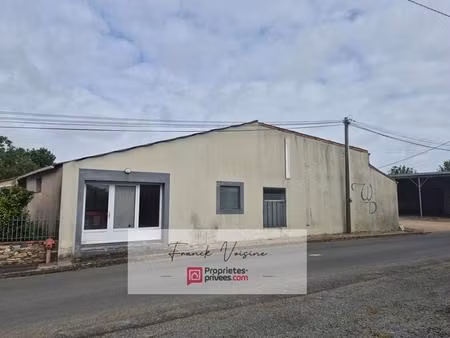 a vendre à rochetrejoux  atelier de 173 m2 env