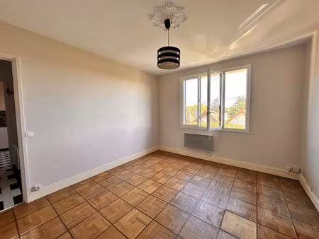 location appartement 1 pièce 54 m² à choisy-le-roi (94600)