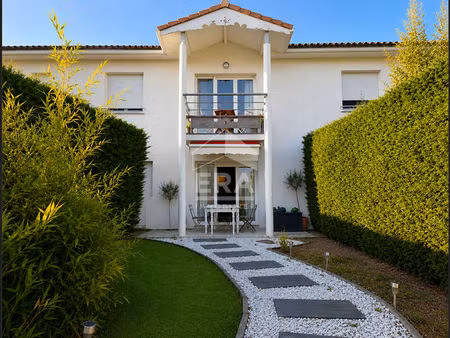 appartement 3 pièces calme avec garage et piscine à gujan-mestras