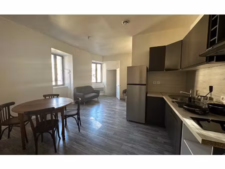 location appartement  m² t-3 à largentière  565 €