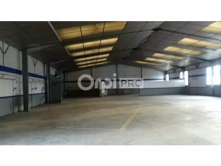 vente entrepôt varennes vauzelles 58640 1355m²