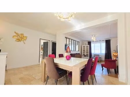 bourges maison de 139m² environ 5 chambres jardin sous-sol