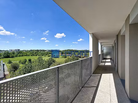 appartement f3 avec terrasse - secteur gare - 62 m2