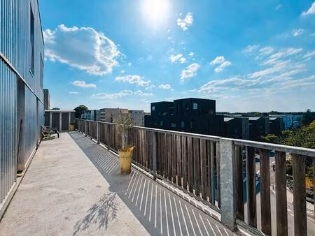 appartement de 87 m2 avec terrasse de 61m2 et parking - nantes