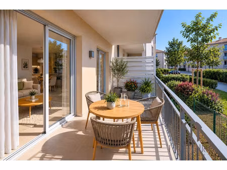 toulon est – t3 avec grand balcon