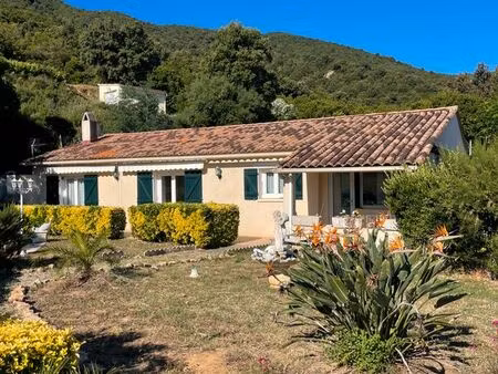 maison commune d'alata