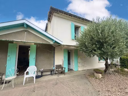 maison ambes 3 chambres + 1 bureau 126 m2 + chai