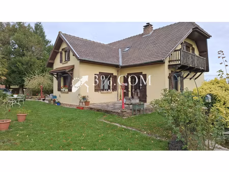 secteur oisemont : pavillon 6 ch - 282 m² habitables - sans travaux. dpe en b -