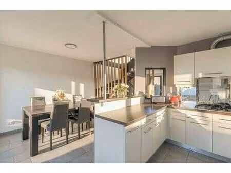 exclusivite - francheville (69) - maison 5 pièce(s) 111 m2