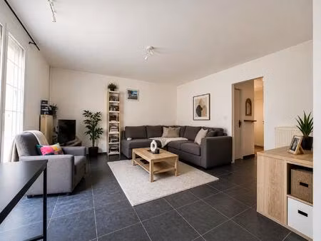 à saisir ! maison avec fort potentiel de 106 m2