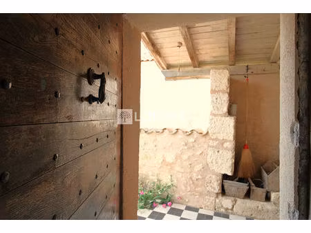 magnifique maison pittoresque de 84 m2 avec dépendances à mareuil en périgord