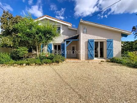 ** pomerols - maison familiale - hangar de 120m2 - terrain de 668m2 + appartement t2 **