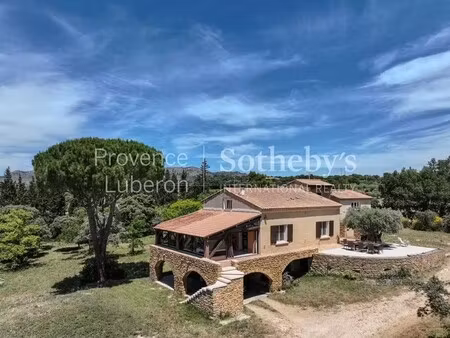 maison de luxe à vendre à saint-hippolyte-le-graveyron : 790 000 € | 250m²