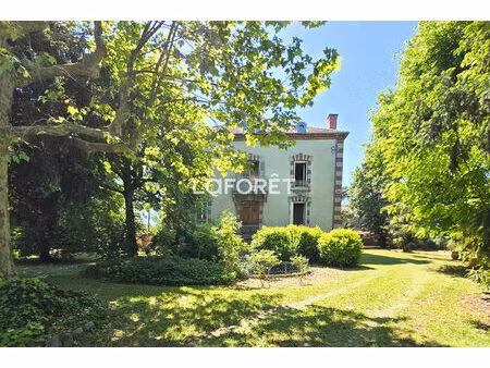 maison saint marcellin en forez 10 pièces - 275 m2 + dépendances + terrain