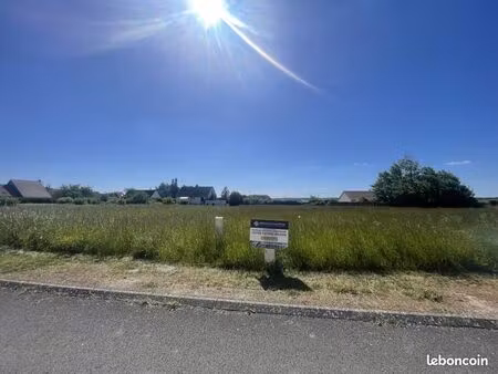 terrain 600 m² gellainville