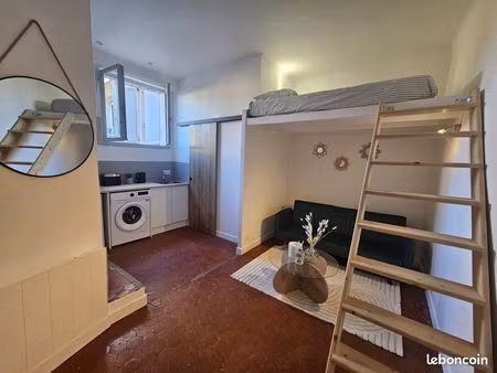 loue studio meublé dans le centre historique d’aix en provence