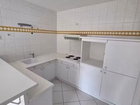 appartement t2 bord canal
