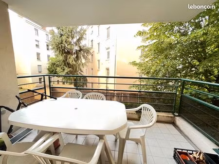 loue t4 rue danton lyon 6°