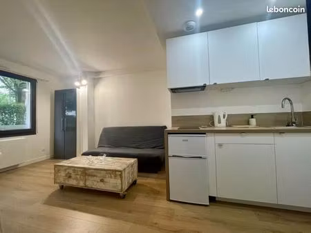 studio 1 pièce 18 m²