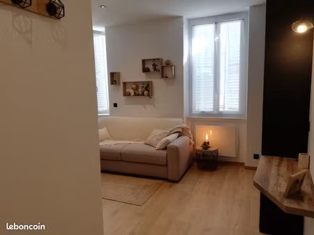 studio meuble