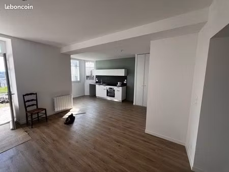 t4 sillé  dispo de suite