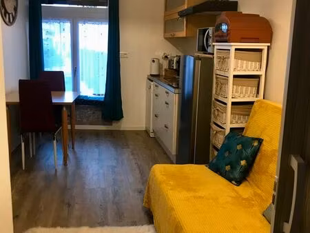studio meuble