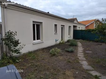loue maison pl.pied 2 chambres gr séjour jardin