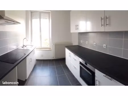 loue appartemet t4 67m²