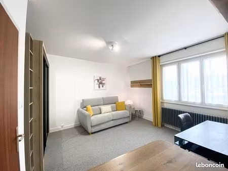 studio 1 pièce 22 m²