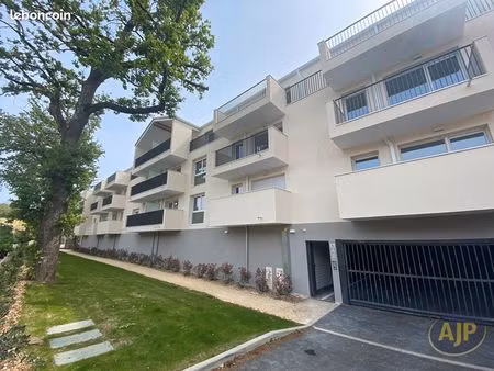 appartement 1 pièce 32 m²