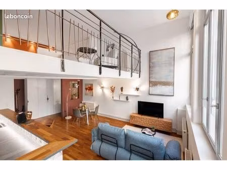 loft t2 hyper centre