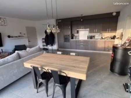 appartement 2 chambres + parking