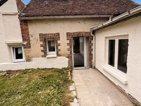 maison à louer à courtenay (45)