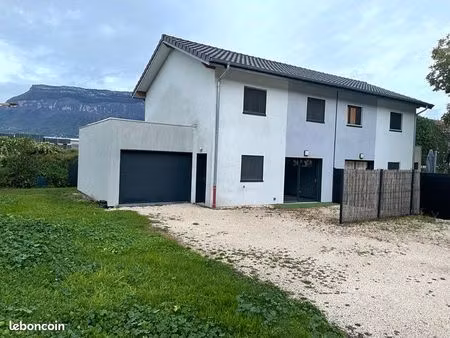 maison mitoyenne rt 2012