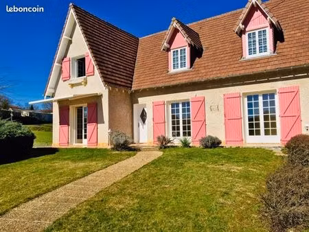 maison à la campagne