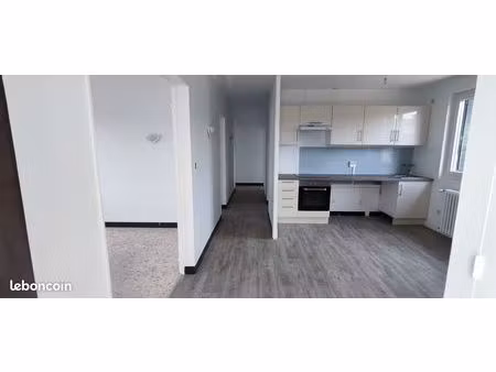 appartement lumineux f4 rénové 2023 – 78m² – 3 chambres – cour privative