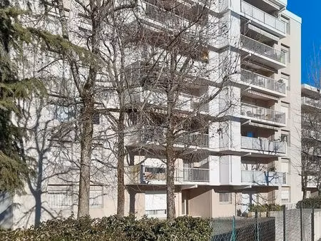 t2 bis quartier helioparc
