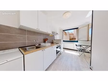 studio meublé + parking